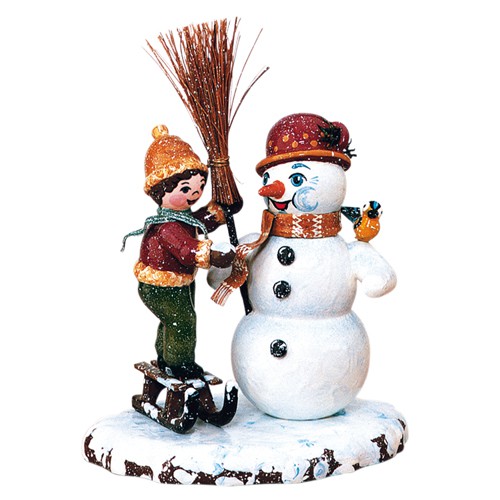 Hubrig - Winterkinder Junge mit Schneemann