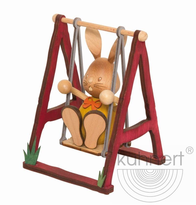 Stupsi Hase auf Schaukel