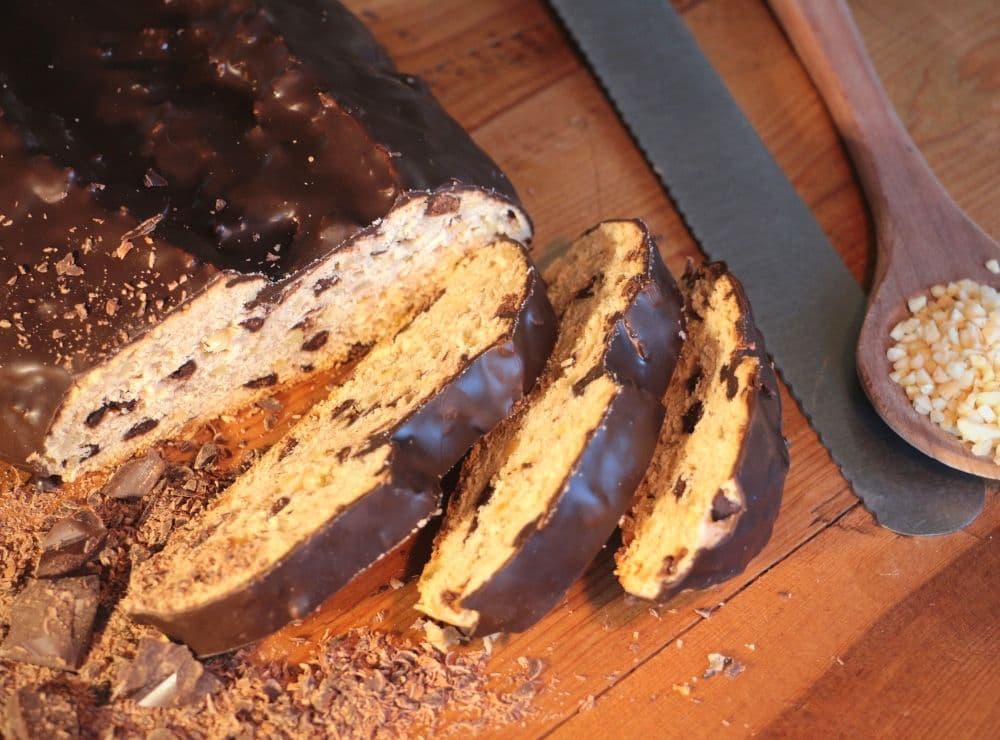 Schokosplitter-Mandelstollen 1,0 kg im Stollenkarton