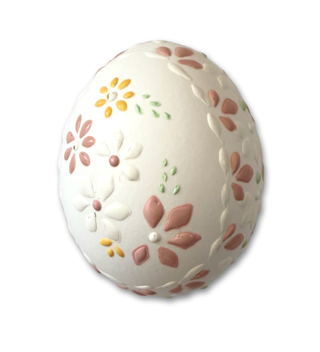Osterei - Bossiertechnik weiß und pastellrosa