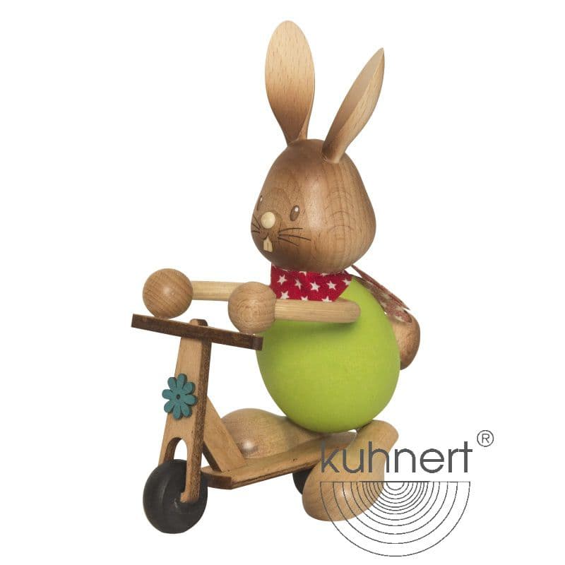 Stupsi Hase auf Roller