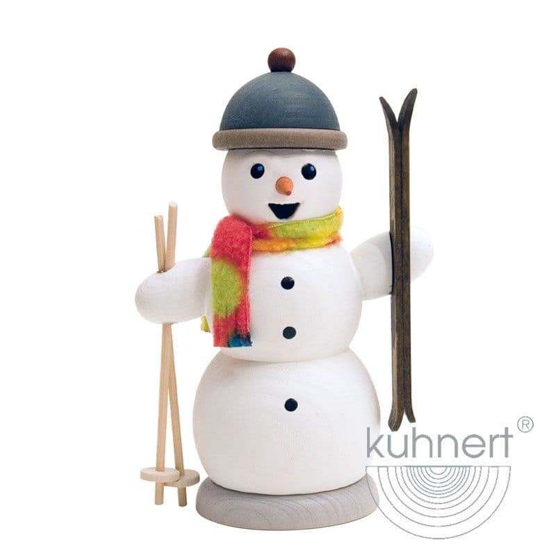 Schneemann mit Skiern