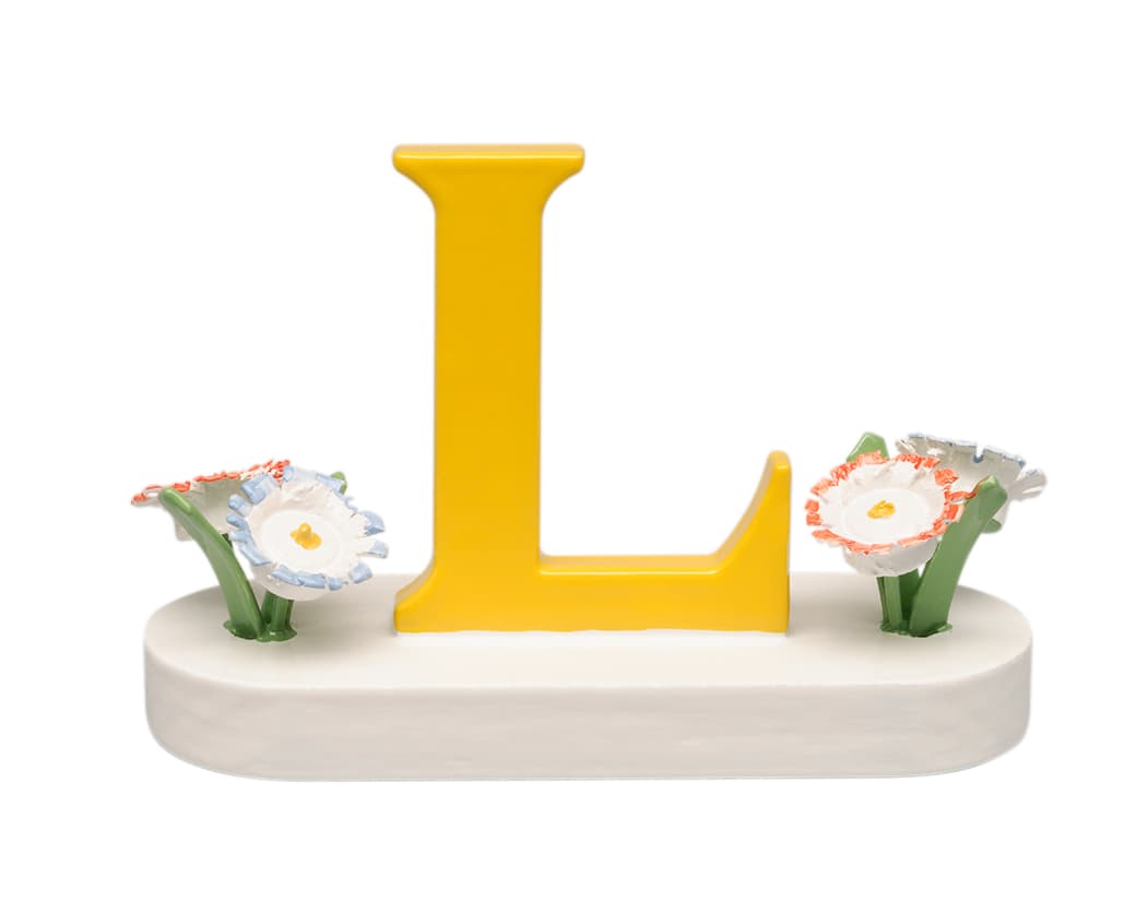Buchstabe L, mit Blumen