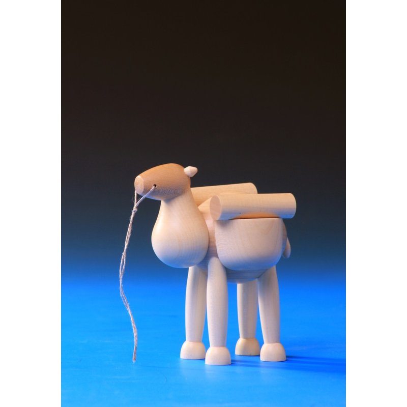 Kamel stehend mit Gepäck