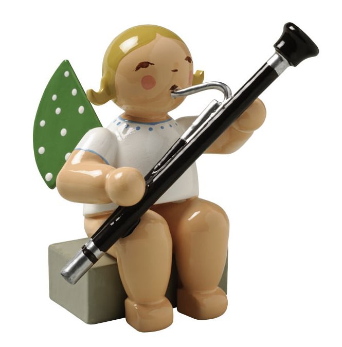 Engel mit Fagott sitzend