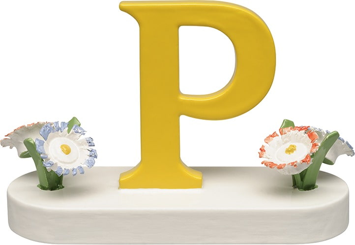 Buchstabe P, mit Blume