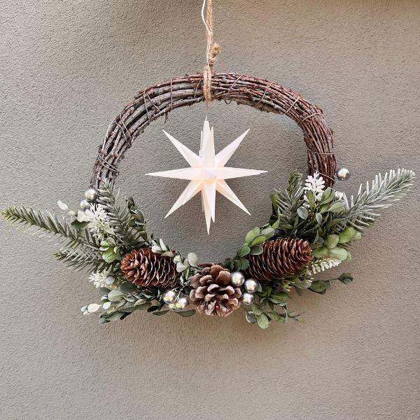 Original Herrnhuter Stern in Dekokranz - weiß